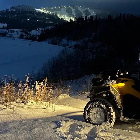 U Troh Brativ * Plave